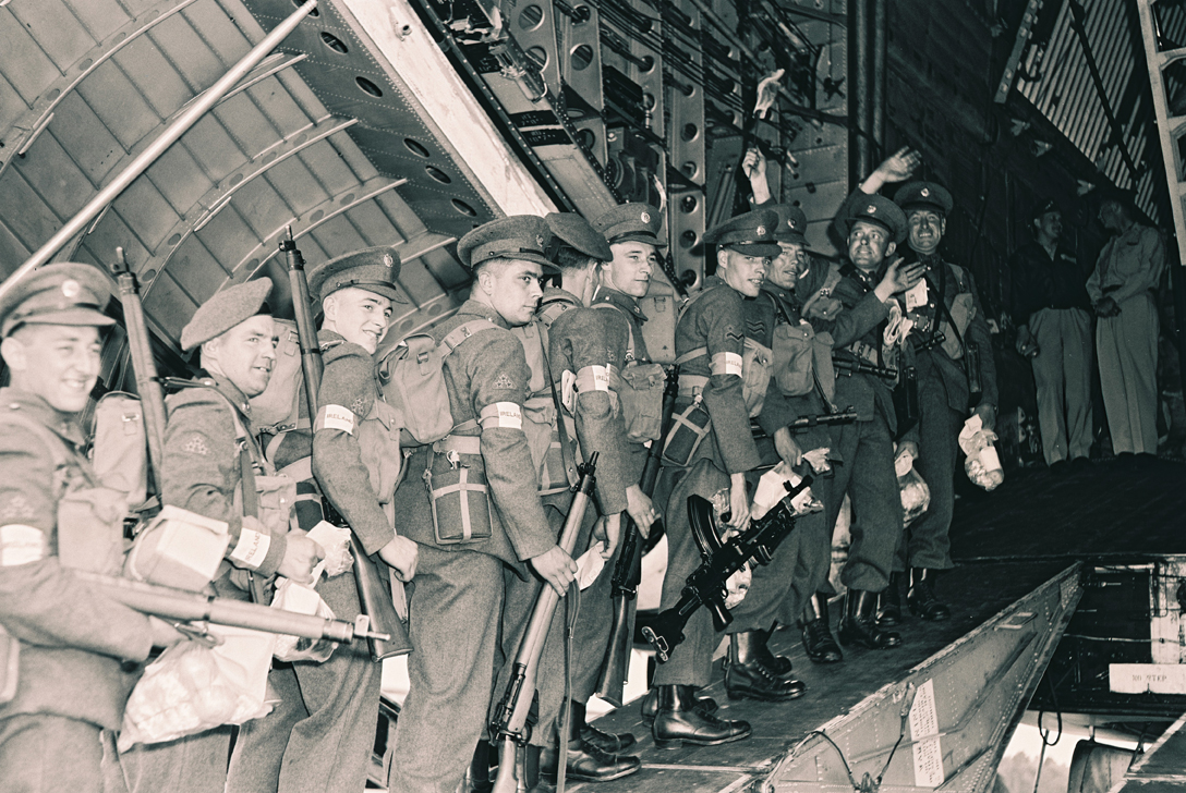 irish defence forces magazine